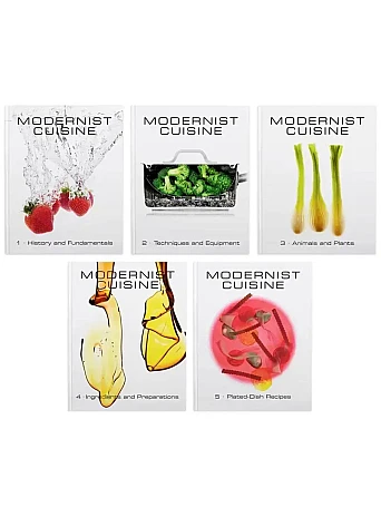 Modernist Cuisine. The Art and Science of Cooking with Stainless Steel Slipcase 7th Edition