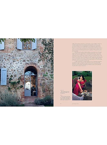 A House Party in Tuscany. Amber Guinness