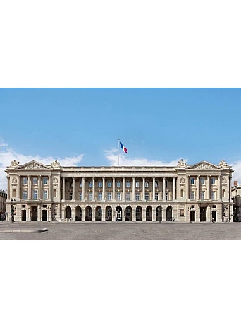 The French Royal Wardrobe : The Hotel de la Marine Restored